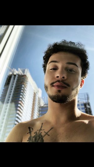 FcgW0vDX0AIEJ6G.jpg FcgW0vDX0AIEJ6G.jpg