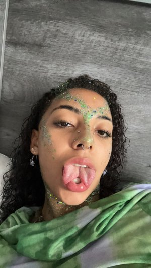 F_BK_cJWoAA5L0T.jpg F_BK_cJWoAA5L0T.jpg